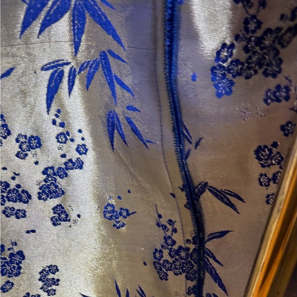 Vintage Royal Blue & Gold Floral Brocade Cheongsam Qipao Dress. - Picture 3 of 11